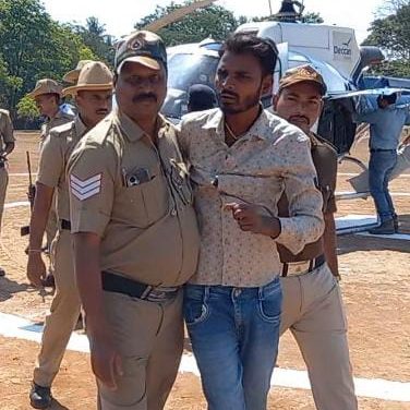 ಕುಮಾರಸ್ವಾಮಿ ಹಿಂಬಾಲಕರ ಜೇಬಿಗೆ ಕೈ ಹಾಕಲು ಯತ್ನಿಸಿದ ಕಳ್ಳ..