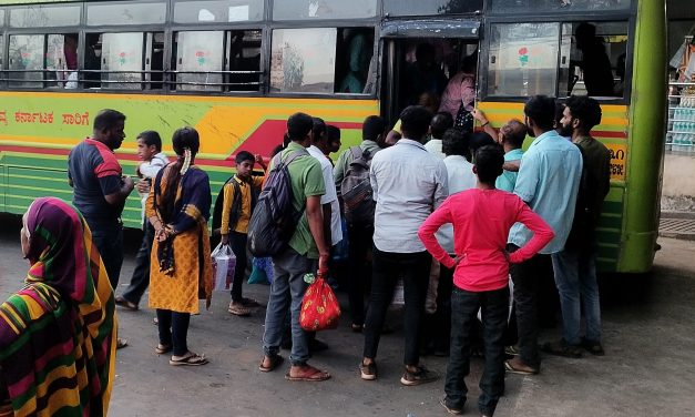 ಕೆಎಸ್ಆರ್ ಟಿಸಿ ಎಡವಟ್ಟು: ಪ್ರಯಾಣಿಕರು ಹೈರಾಣು