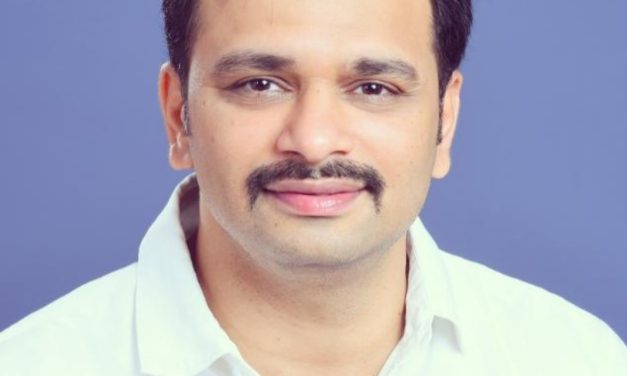 ಒಗ್ಗಟ್ಟಿನಿಂದ ಕೆಲಸ ಮಾಡಿ ಭೀಮಣ್ಣ ನಾಯ್ಕ ಅವರನ್ನ ಗೆಲ್ಲಿಸಲಾಗುವುದು: ಶ್ರೀಪಾದ ಹೆಗಡೆ ಕಡವೆ