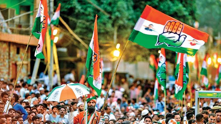 ಕಾಂಗ್ರೆಸ್ ಟಿಕೆಟ್ ವಿಚಾರ : ಶಾರದಾ ಶೆಟ್ಟಿ ಅವರ ಹೆಸರು ಘೋಷಣೆಗೆ ಅಭಿಮಾನಿಗಳ ಆಗ್ರಹ