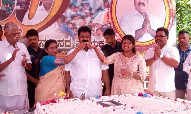ಹುಟ್ಟು ಹಬ್ಬದಂದು 50ಬಡ ವಿದ್ಯಾರ್ಥಿಗಳಿಗೆ ಉಚಿತ ಶಿಕ್ಷಣ : ಸಚಿವ ಮಂಕಾಳು ವೈದ್ಯ ಶಪಥ