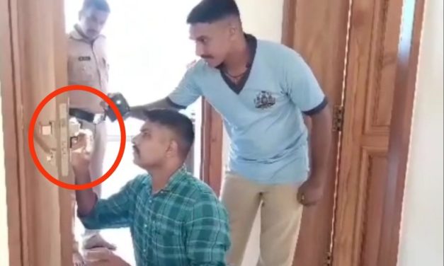 2 ಲಕ್ಷ ನಗದು,ಚಿನ್ನ,ವಿದೇಶಿ ಕರೆನ್ಸಿ ಕದ್ದೊಯ್ದ ಕಳ್ಳರು