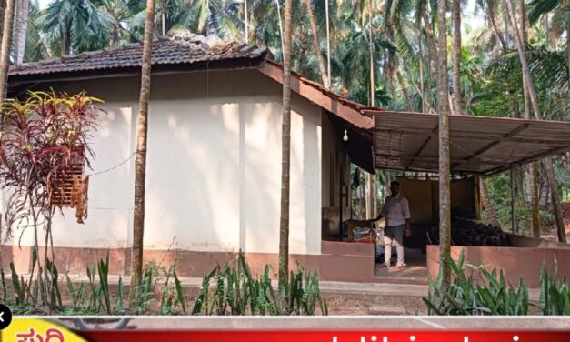 ಬೇಲೇಕೇರಿಯ ರಾಜೇಶ ಬೇಳ್ಕೆರೆ ಮನೆ ಮೇಲೆ ಲೋಕಾಯುಕ್ತ ದಾಳಿ