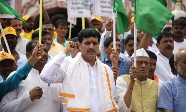 ದೇಶಪಾಂಡೆ ಸ್ವಂತ ಖರ್ಚಿನಲ್ಲಿ ಮೆಡಿಕಲ್ ಕಾಲೇಜು, ನಿರ್ಮಿಸಲಿ: ಅನಂತಮೂರ್ತಿ ಹೆಗಡೆ