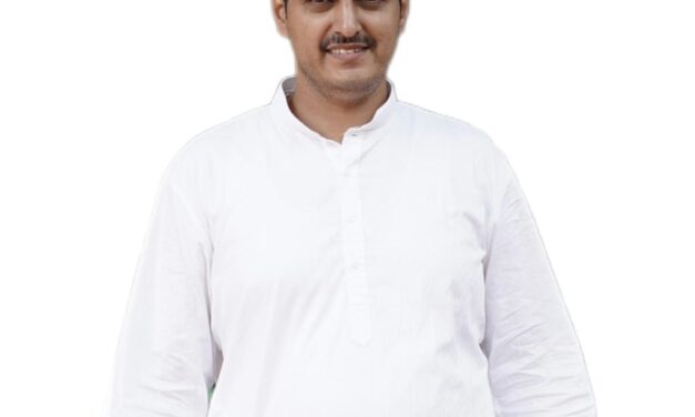 ಅನಂತಕುಮಾರ ಹೆಗಡೆ ಬದಲಿಗೆ ಅನಂತಮೂರ್ತಿಗೆ ಟಿಕೇಟ್ ನೀಡಲು ಆಗ್ರಹ