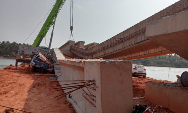 ಕಾಮಗಾರಿ ಹಂತದ ಸೇತುವೆ ಕುಸಿತ ಘಟನೆ: ಗುತ್ತಿಗೆ ಕಂಪನಿ ವಿರುದ್ಧ ಕ್ರಮಕ್ಕೆ‌ ಒತ್ತಾಯ