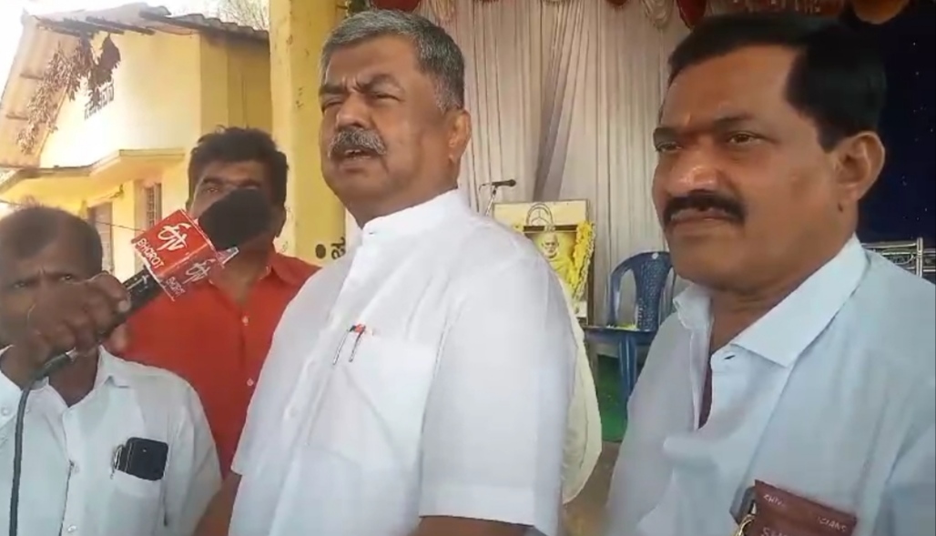 ಬಿಜೆಪಿಯವರು ಸುಳ್ಳು ಹೇಳಿ ಜನರಿಗೆ ಚಂದ್ರಲೋಕ ತೋರಿಸುತ್ತಿದ್ದಾರೆ : ಬಿ ಕೆ‌ ಹರಿಪ್ರಸಾದ್