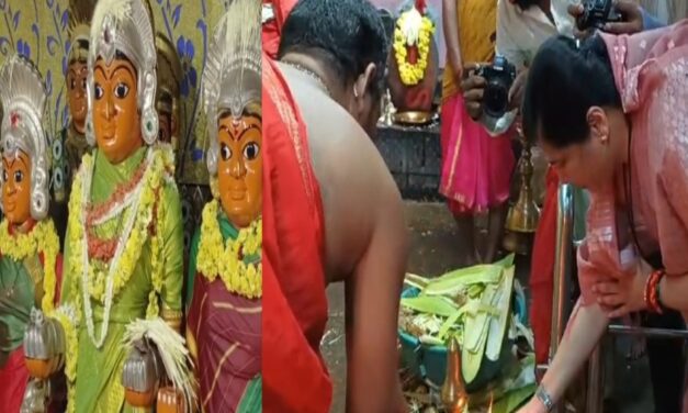 ಡಾ.ಅಂಜಲಿಗೆ ಸಿಂಗಾರ ಪ್ರಸಾದ ನೀಡಿದ ಸೋಡಿಗದ್ದೆ ಮಹಾಸತಿ