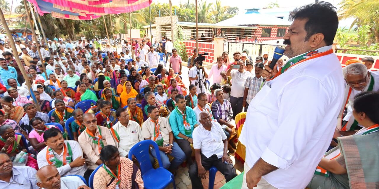 ಹಿಂದುತ್ವದ ಬಗ್ಗೆ ಬಿಜೆಪಿಗರು ಬಹಿರಂಗ ಚರ್ಚೆಗೆ ಬರಲಿ: ಮಂಕಾಳ ವೈದ್ಯ ಸವಾಲು