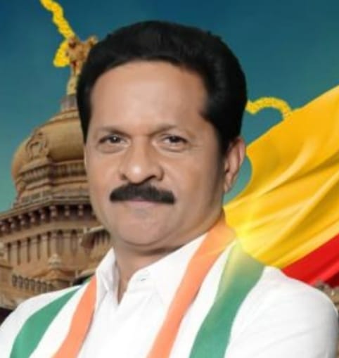 ಶಿರಸಿ ಶಾಸಕ ಭೀಮಣ್ಣ ನಾಯ್ಕ ಅವರ ಮೇಲೆ ಜೇನು ದಾಳಿ