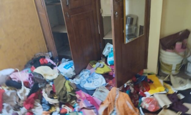 ಮನೆಯವರು ಆಸ್ಪತ್ರೆಯಲ್ಲಿರುವಾಗ, ಕಳ್ಳರ ಕಚಳ