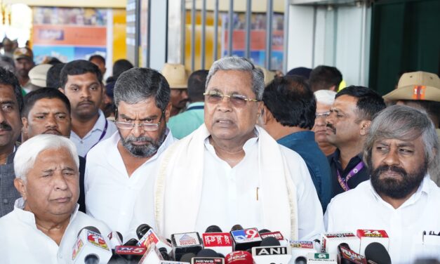 ವಕ್ಫ್ ಆಸ್ತಿ ಕಾಪಾಡುತ್ತೇನೆ ಎಂದಿದ್ದ ಬಸವರಾಜ ಬೊಮ್ಮಾಯಿ ಈಗ ಯೂ ಟರ್ನ್ ತಗೊಂಡಿದ್ದೇಕೆ? ಸಿಎಂ ಸಿದ್ದರಾಮಯ್ಯ ಪ್ರಶ್ನೆ
