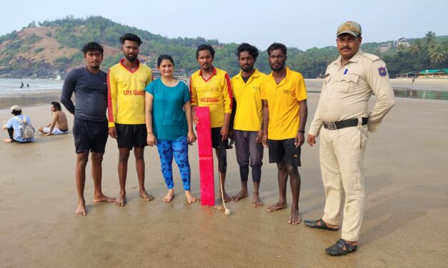 Gokarna:ಗೋಕರ್ಣ ಕುಡ್ಲೆ ಬೀಚ್‌ನಲ್ಲಿ ಅಲೆಗೆ ಸಿಲುಕ್ಕಿದ್ದ ಯುವತಿ ರಕ್ಷಣೆ