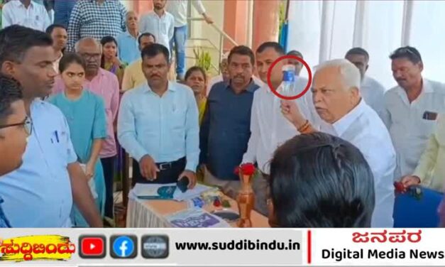 ಕಂದಾಯ ಅಧಿಕಾರಿಗಳ ಮೈ ಚಳಿ ಬಿಡಿಸಿದ ಆರ್ ವಿ ದೇಶಪಾಂಡೆ