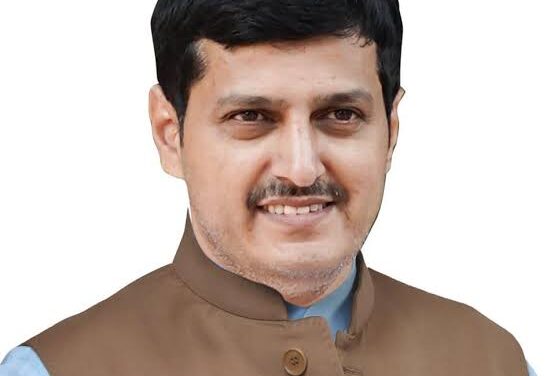 ಪ್ರತಿಭಟನೆ ಕೈ ಬಿಟ್ಟ ಅನಂತಮೂರ್ತಿ ಹೆಗಡೆ