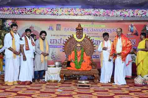ಭಗವಂತನ ದರ್ಶನ ಪ್ರಾಪ್ತಿಗಾಗಿ ಜ್ಞಾನ, ಭಕ್ತಿ ವೈರಾಗ್ಯ ಬೇಕು. ಭಕ್ತಿ ತಾಯಿಯಾದರೆ, ಜ್ಞಾನ ಮತ್ತು ವೈರಾಗ್ಯ ಮಕ್ಕಳಿದ್ದಂತೆ