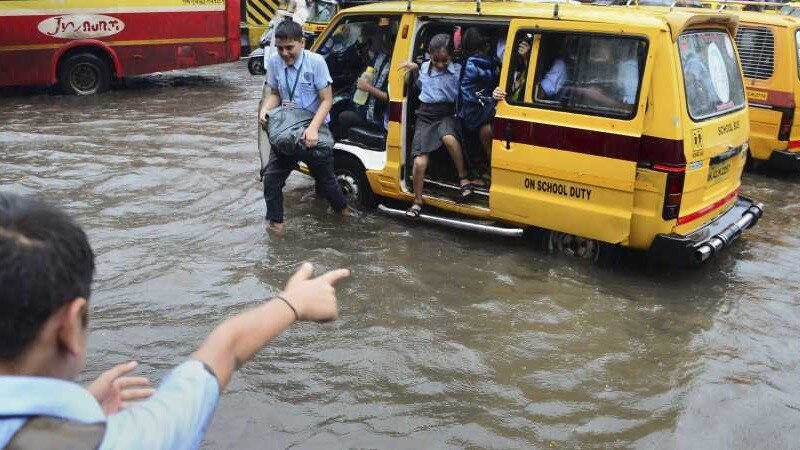 School holiday /ನಾಳೆ ಶಾಲೆ-ಅಂಗನವಾಡಿಗೆ ರಜೆ ಘೋಷಣೆ