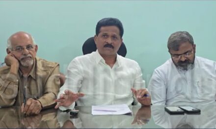 ಅನಂತಮೂರ್ತಿ ‘ಅನ್‌ಕಲ್ಚರ್ಡ್’ ರಾಜಕಾರಣಿ