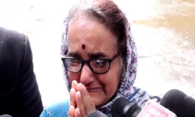 ಅನನ್ಯಾ ನನ್ನ ಮಗಳಲ್ಲ  : ಎಸ್‌ಐಟಿ ಎದುರು ಕಣ್ಣೀರು ಹಾಕಿದ ಸುಜಾತಾ ಭಟ್
