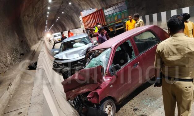 Car accident/ಕಾರವಾರದಲ್ಲಿ ಕಾರು ಅಪಘಾತ : ಪುತ್ತೂರು ಮೂಲದ ವ್ಯಕ್ತಿ ಸ್ಥಳದಲ್ಲೇ ಸಾವು