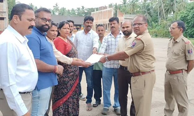 ವಿದ್ಯಾರ್ಥಿಗಳ ಸೌಲಭ್ಯಕ್ಕಾಗಿ ಬಸ್ ಸಂಚಾರಕ್ಕೆ ರೂಪಾಲಿ ನಾಯ್ಕ ಮನವಿ