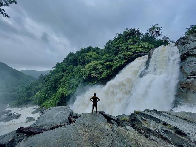 ಬೆಣ್ಣೆ ಹೊಳೆ ಫಾಲ್ಸ್‌ನಲ್ಲಿ ವಿದ್ಯಾರ್ಥಿ ನಾಪತ್ತೆ
