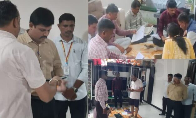 ಚಂದಾವರ ಮೂಲದ ಎಲ್ ಪಿ ನಾಯ್ಕ ಮನೆ ಹಾಗೂ ಮಳಿಗೆ ಮೇಲೆ‌ ಲೋಕಾಯುಕ್ತ ದಾಳಿ