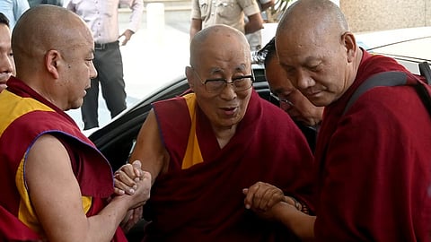 ಮುಂಡಗೋಡಕ್ಕೆ ಆಗಮಿಸಿದ ಟಿಬೆಟಿಯನ್ ಧರ್ಮಗುರು ದಲಾಯಿ ಲಾಮಾ