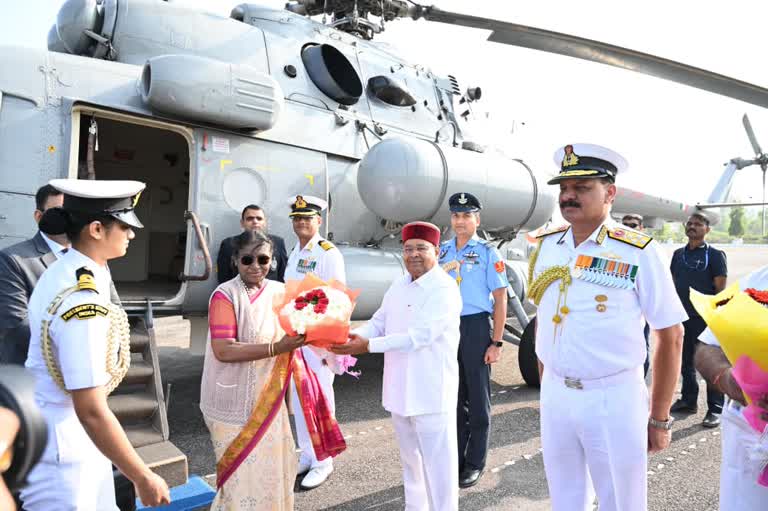 ಕದಂಬ ನೌಕಾನೆಲೆಗೆ ಆಗಮಿಸಿದ ರಾಷ್ಟ್ರಪತಿ ದ್ರೌಪದಿ ಮುರ್ಮು