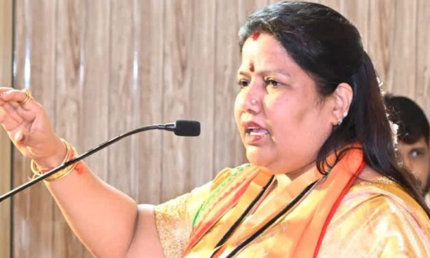 “ಉದ್ಘಾಟನೆ ಮಾತ್ರ, ಅಭಿವೃದ್ಧಿ ಇಲ್ಲ: ಕಾಂಗ್ರೆಸ್ ಸರ್ಕಾರದ ವಿರುದ್ಧ ರೂಪಾಲಿ ಎಸ್. ನಾಯ್ಕ ವಾಗ್ದಾಳಿ”