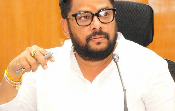 ನಾಗೇಂದ್ರ ರಾಜೀನಾಮೆ ಬಹುತೇಕ ಫೀಕ್ಸ್ ?; ಸಿಎಂಗೆ ದೂರವಾಣಿ ಕರೆ ಮಾಡಿ ಇಂಗಿತ