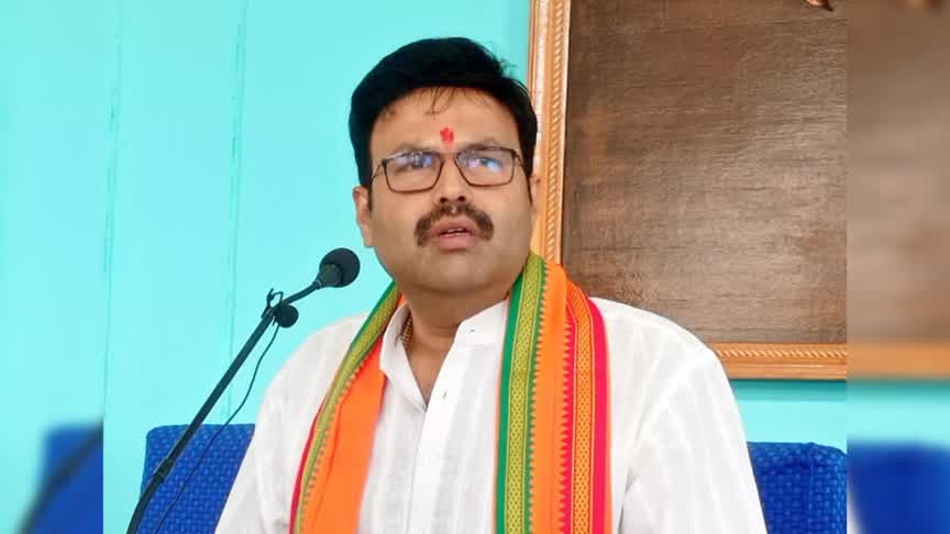 ಅಂದು “ಜೋಡೆತ್ತು” ಎಂದವರು…ಇಂದು ಎತ್ತುಗಳೇ ಬೇರೆ, ನೊಗವೂ ಬೇರೆ, ಗಾಡಿಯೂ ಬೇರೆ!