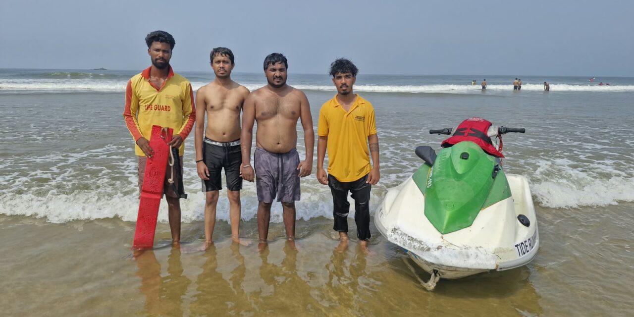 ಕುಡ್ಲೆ ಬೀಚಿನಲ್ಲಿ ಸಮುದ್ರದ ಸುಳಿಗೆ ಸಿಲುಕಿದ ಬೆಂಗಳೂರಿನ ಇಬ್ಬರು ಪ್ರವಾಸಿಗರ ಆಕಸ್ಮಿಕ ರಕ್ಷಣೆ